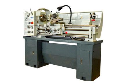 Станок токарно-винторезный Turner 320x1000W